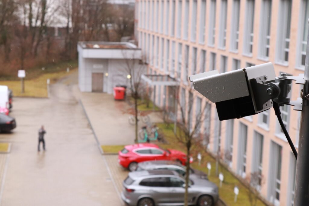 LiDAR enables smart traffic signal control
