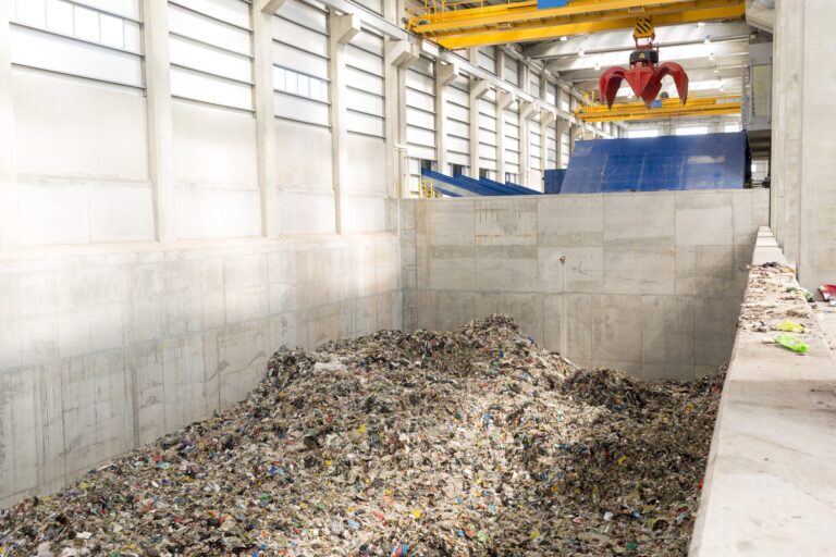 waste bunker crane